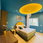 Yourhome - Lucrezia Vendégház 4*