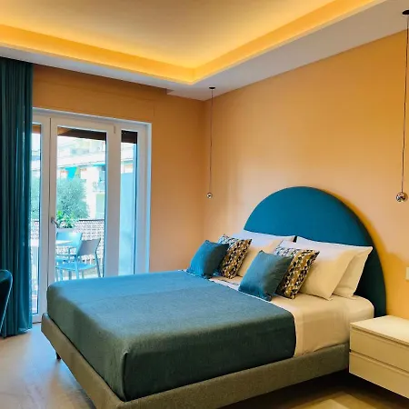 Yourhome - Lucrezia Vendégház