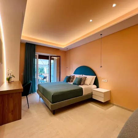 Yourhome - Lucrezia Vendégház 4*